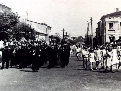 Muzycy w górniczych mundurach (3)