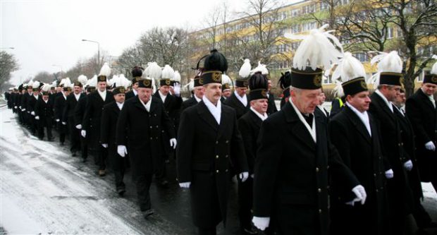 Skąd mundur nasz